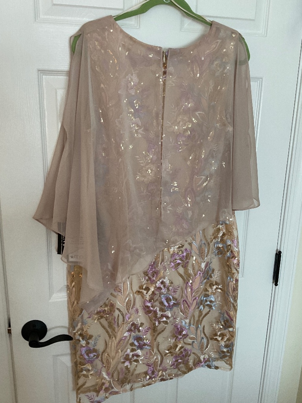 NWT, LADIES COCKTAIL DRESS ATTACHED CREAM COLORED SHEER CAPE OVER SPARKLY DRESS - Picture 2 of 10